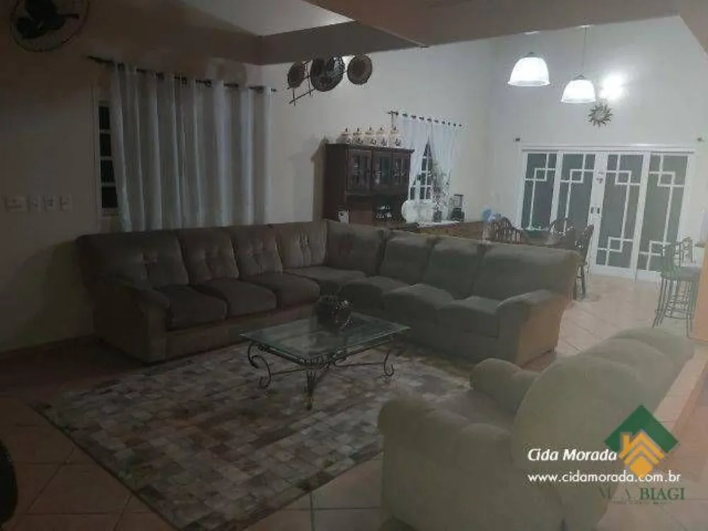 Casa, 4 quartos, 230 m² - Foto 2