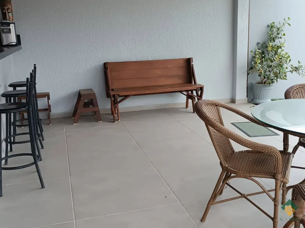 Casa, 4 quartos, 320 m² - Foto 2