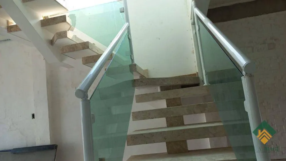 Casa, 5 quartos, 180 m² - Foto 4