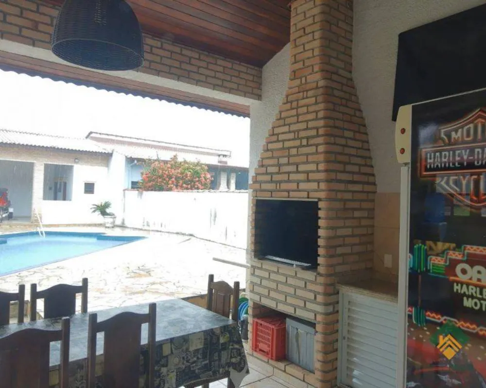 Casa, 4 quartos, 270 m² - Foto 2