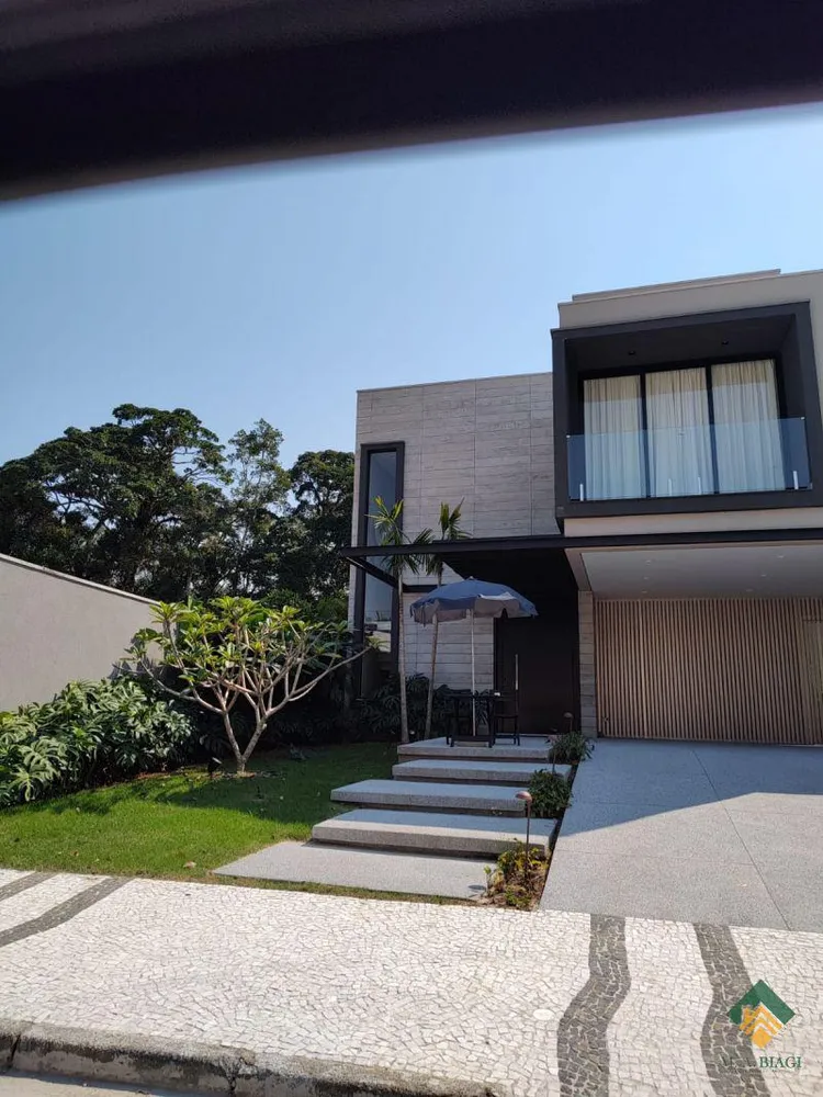Casa, 5 quartos, 450 m² - Foto 1