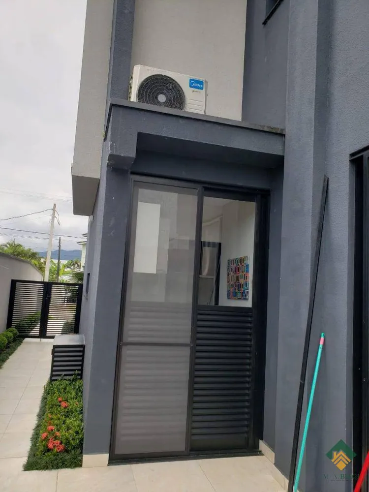 Casa, 3 quartos, 190 m² - Foto 3