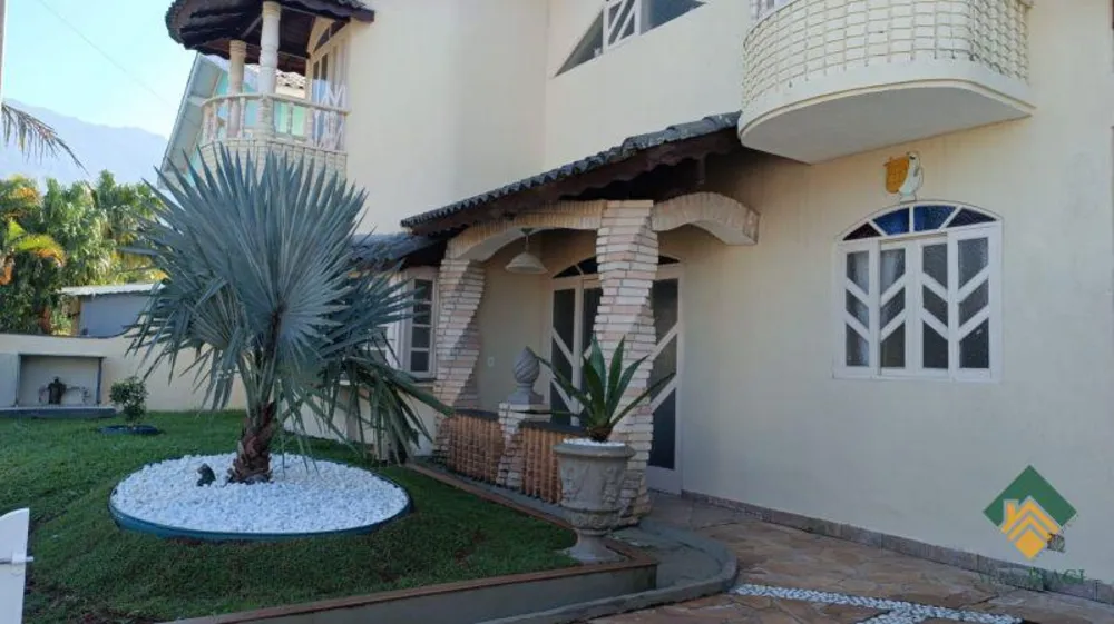 Casa, 2 quartos, 140 m² - Foto 1