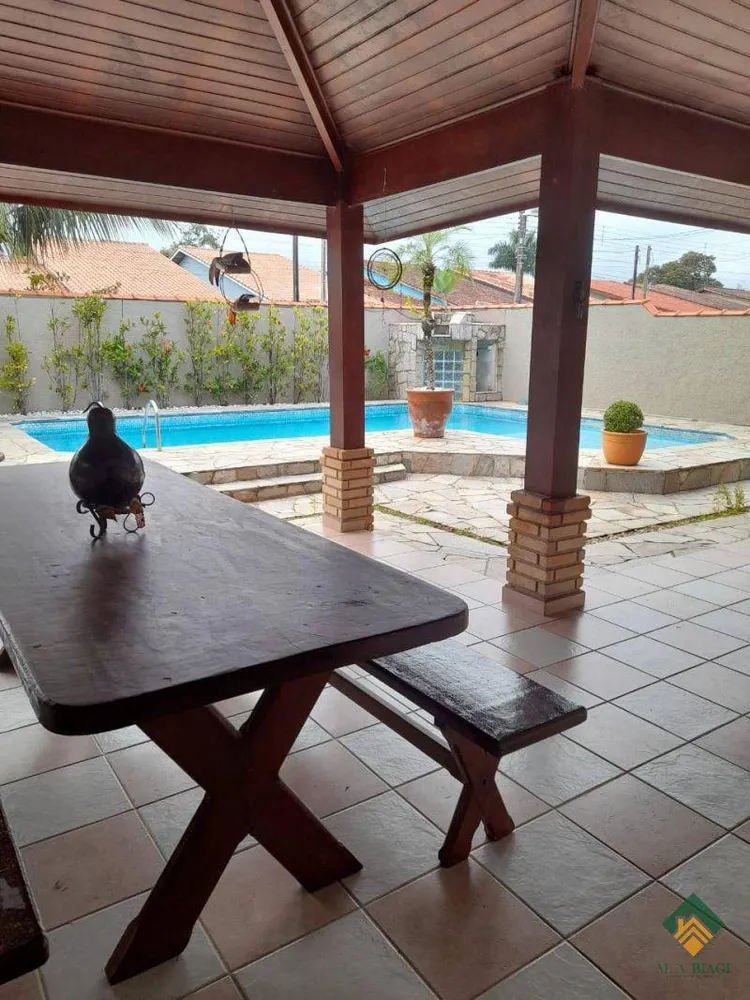 Casa, 3 quartos, 200 m² - Foto 3