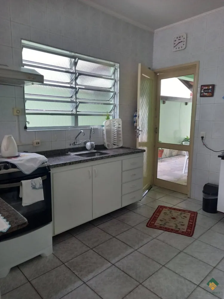 Casa, 3 quartos, 173 m² - Foto 2