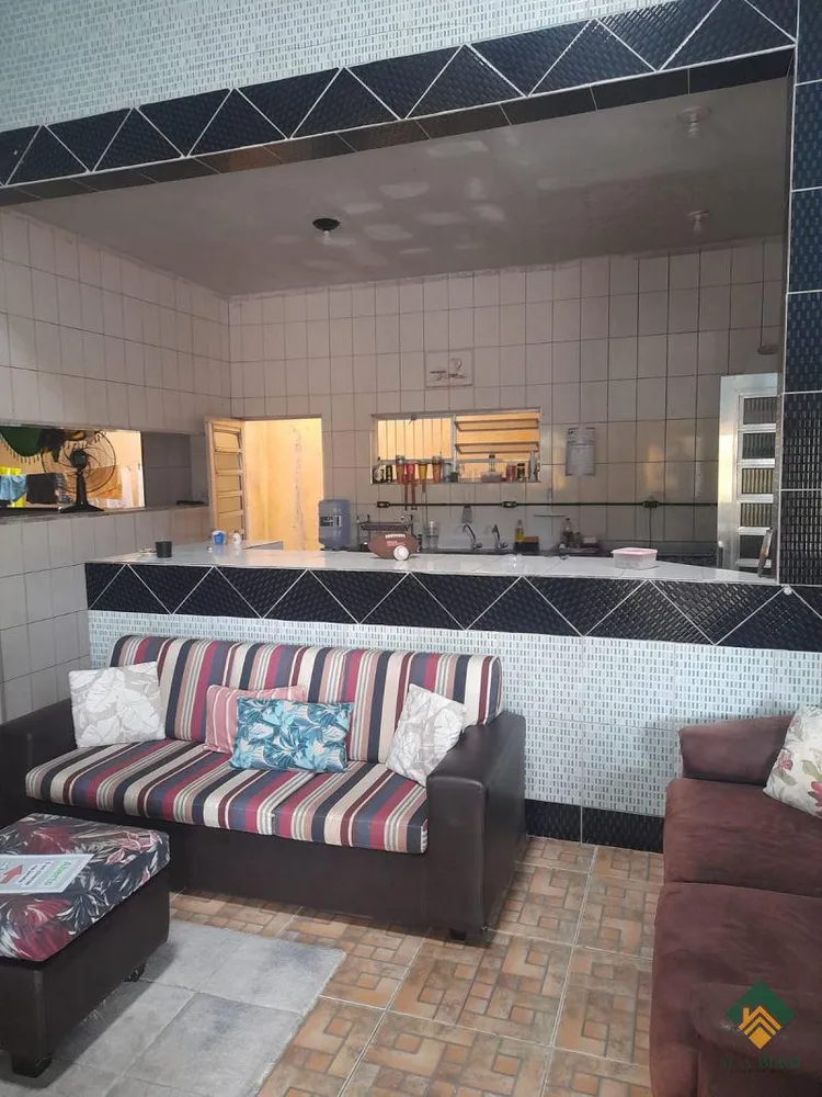 Casa, 2 quartos, 640 m² - Foto 3
