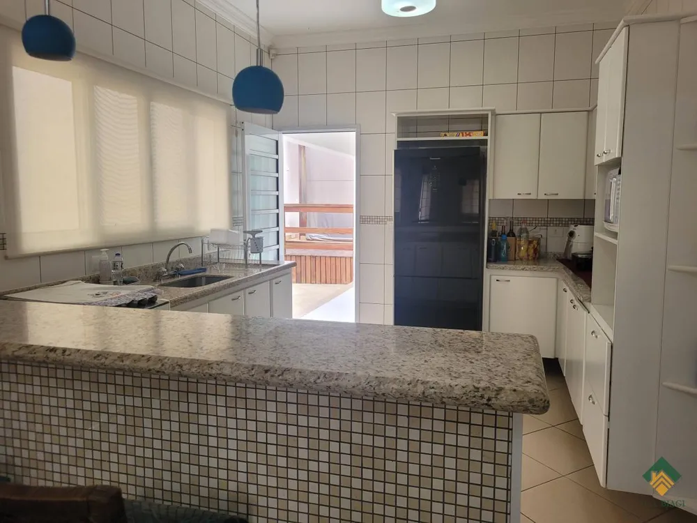 Casa, 4 quartos, 721 m² - Foto 3