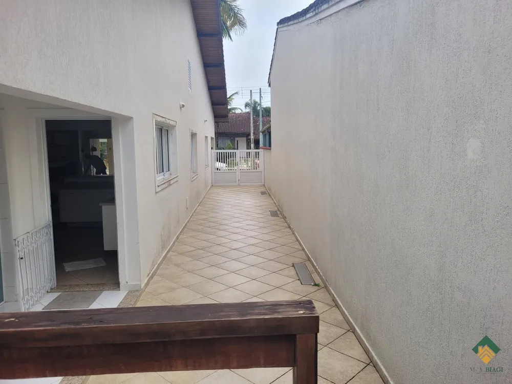 Casa, 4 quartos, 721 m² - Foto 1