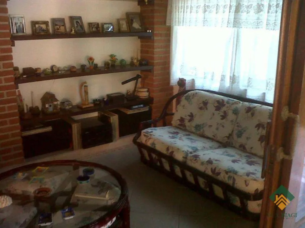Casa, 4 quartos, 298 m² - Foto 1