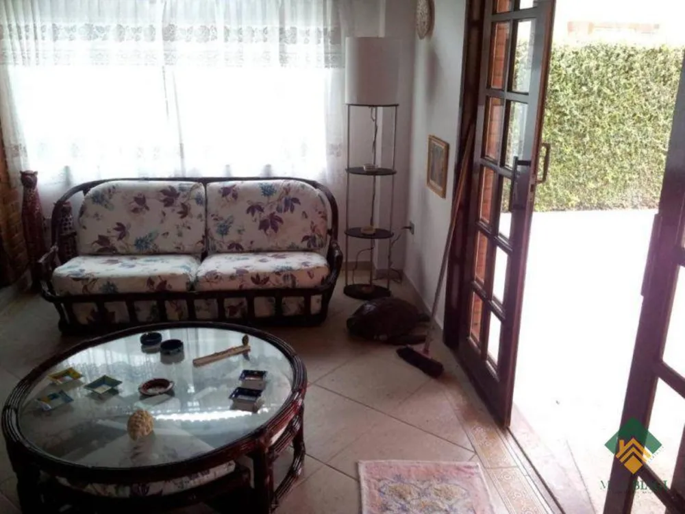 Casa, 4 quartos, 298 m² - Foto 2