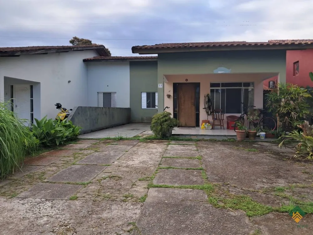 Casa, 3 quartos, 315 m² - Foto 1