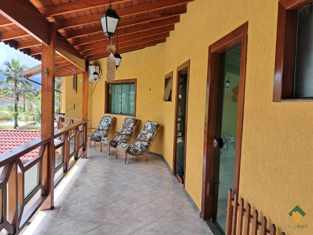 Casa, 6 quartos, 339 m² - Foto 2