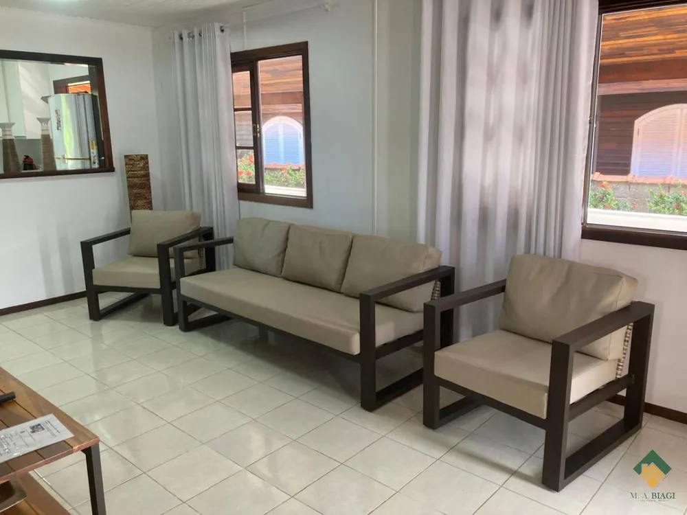 Casa, 4 quartos, 198 m² - Foto 1