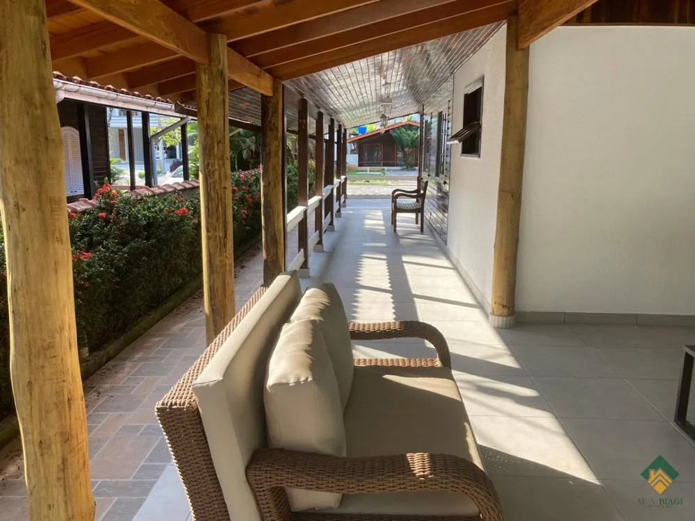Casa, 4 quartos, 198 m² - Foto 3