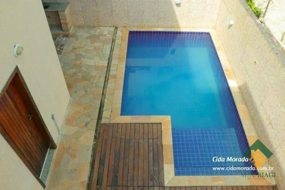 Casa, 4 quartos, 130 m² - Foto 1