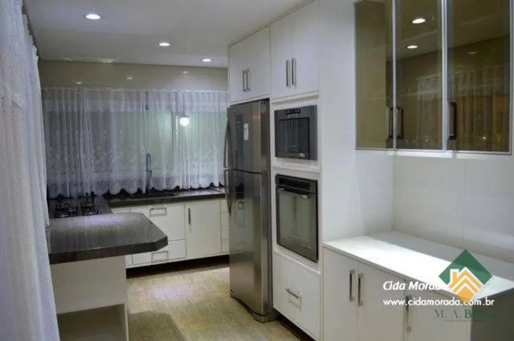Casa, 7 quartos, 675 m² - Foto 3