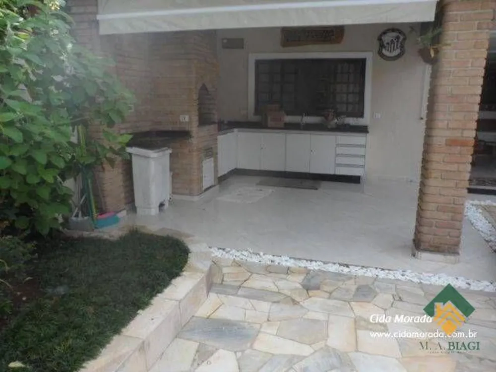 Casa, 4 quartos, 330 m² - Foto 1