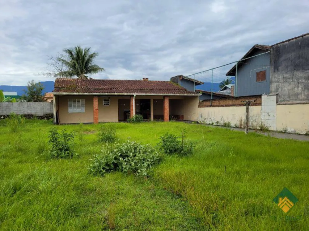 Casa, 5 quartos, 180 m² - Foto 2