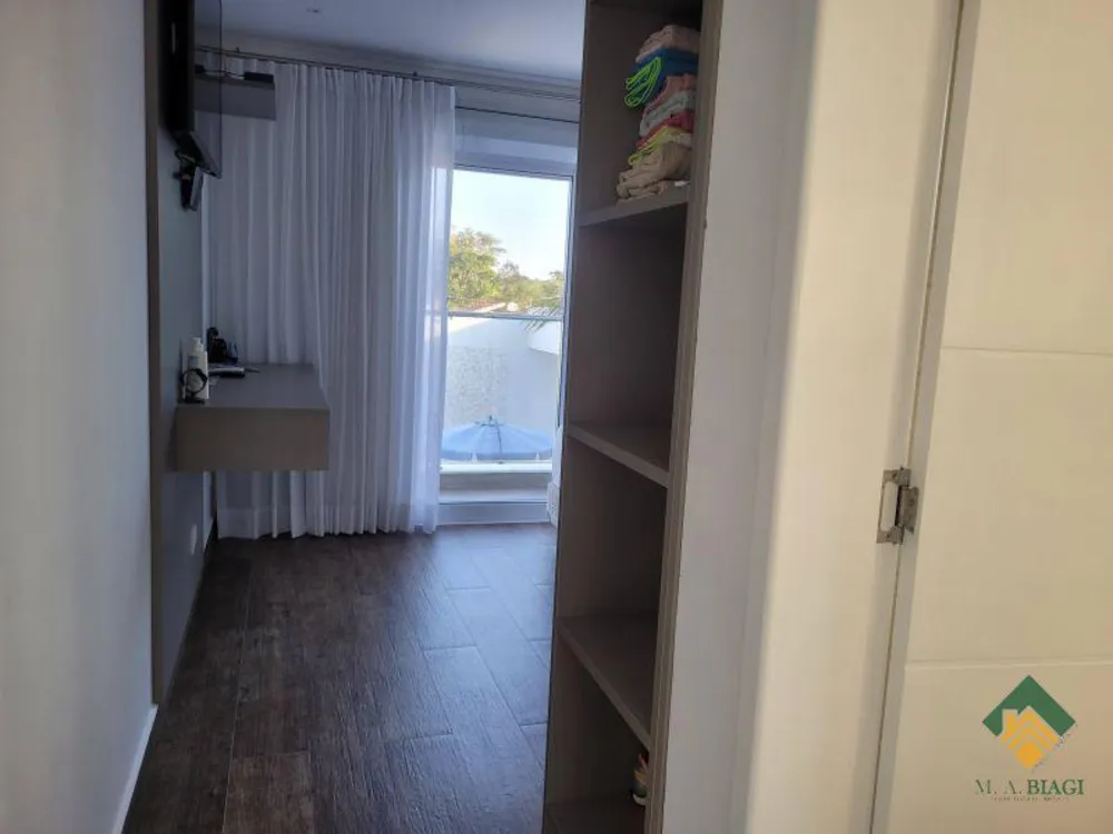 Casa, 6 quartos, 44500 m² - Foto 3