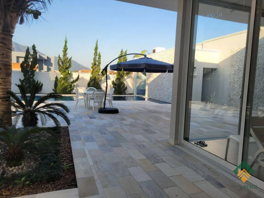 Casa, 6 quartos, 44500 m² - Foto 6