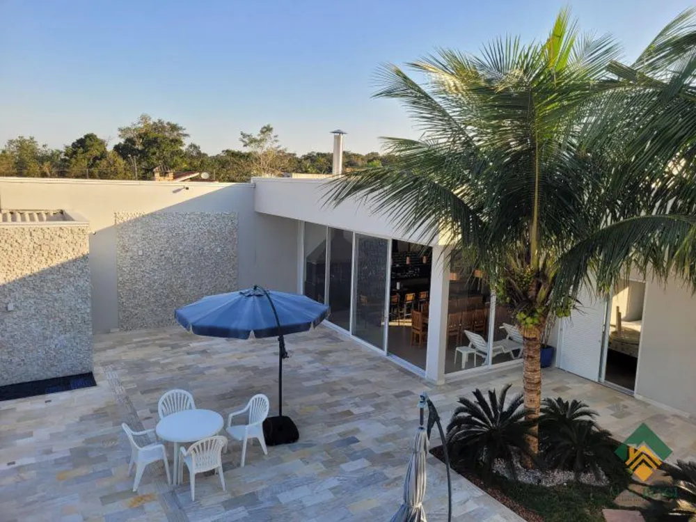 Casa, 6 quartos, 44500 m² - Foto 1
