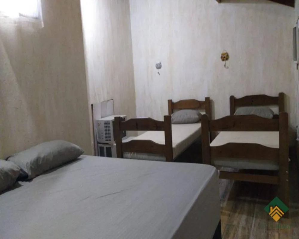 Casa, 4 quartos, 220 m² - Foto 4