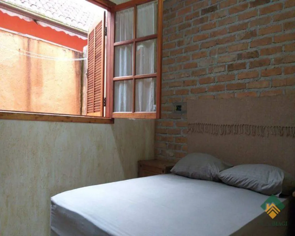 Casa, 4 quartos, 220 m² - Foto 2