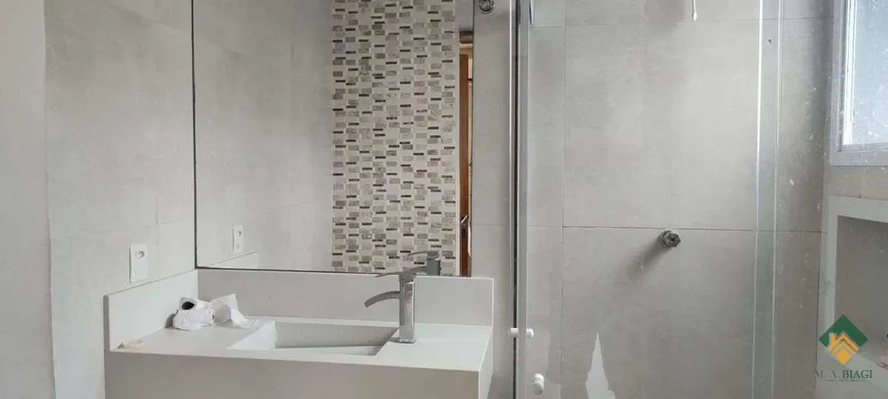 Casa, 4 quartos, 247 m² - Foto 2