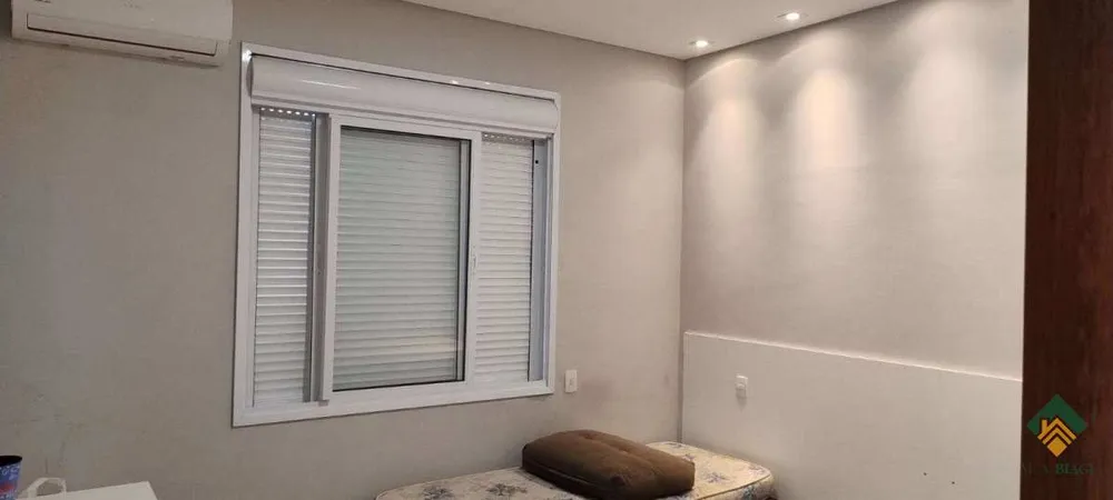 Casa, 4 quartos, 247 m² - Foto 1