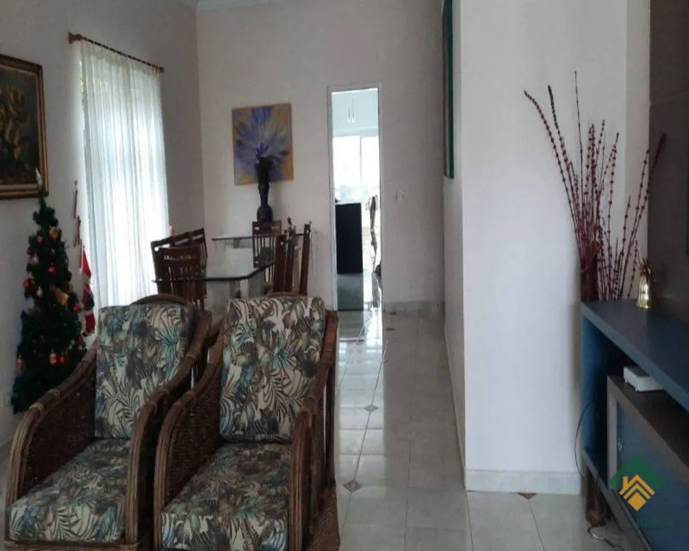 Casa, 6 quartos, 300 m² - Foto 1