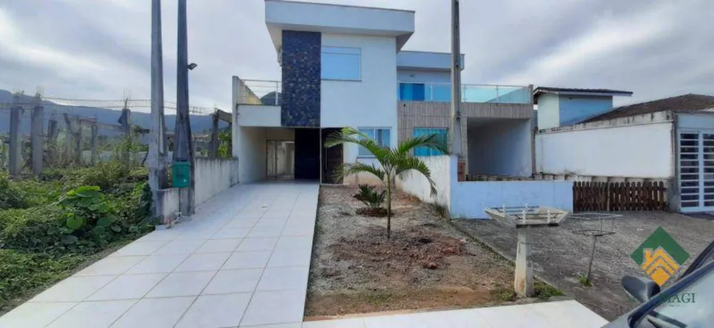Casa, 3 quartos - Foto 1