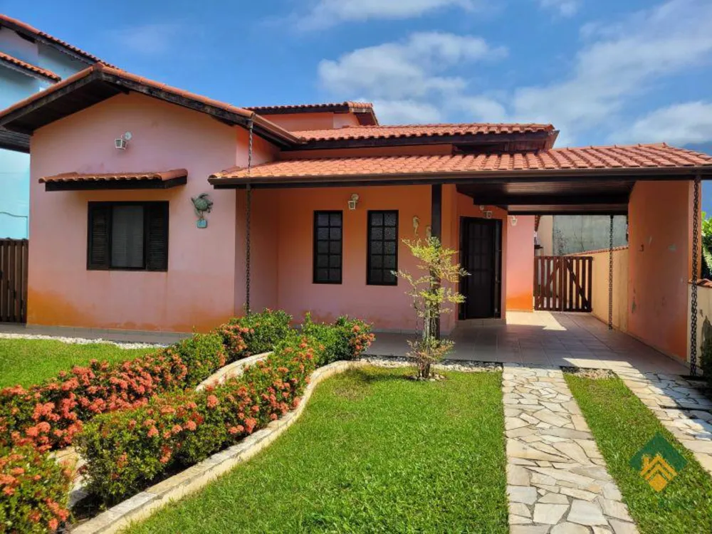 Casa, 3 quartos, 50400 m² - Foto 2