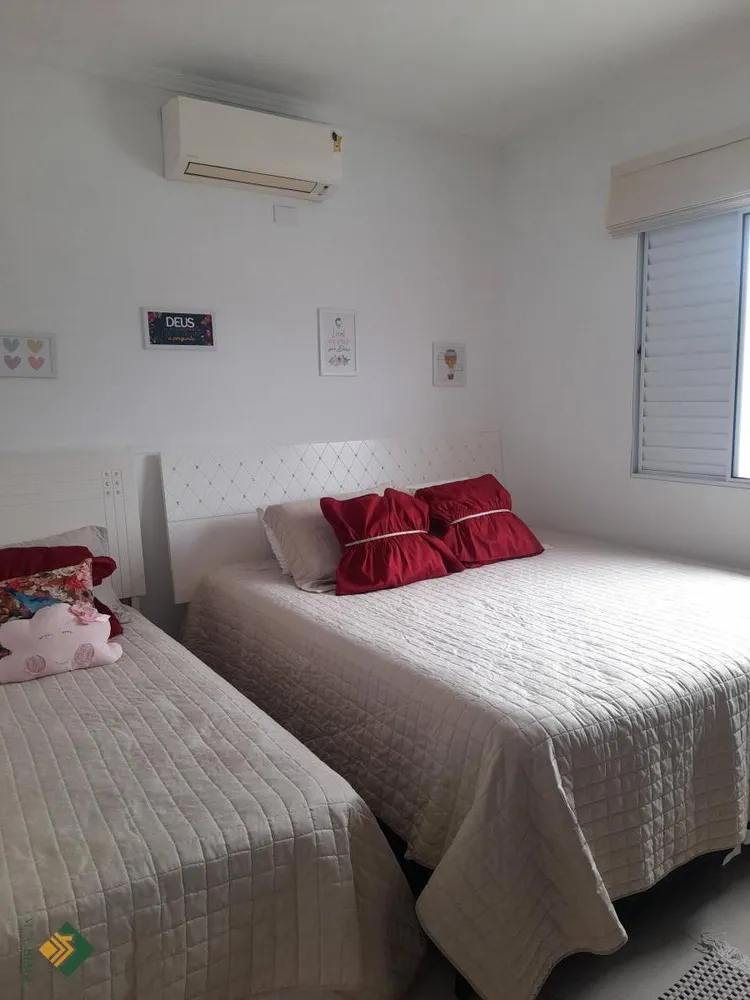 Casa, 3 quartos, 204 m² - Foto 2