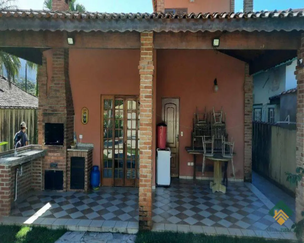 Casa, 4 quartos, 180 m² - Foto 2