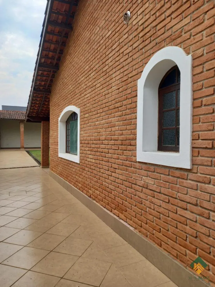 Casa, 3 quartos, 226 m² - Foto 2