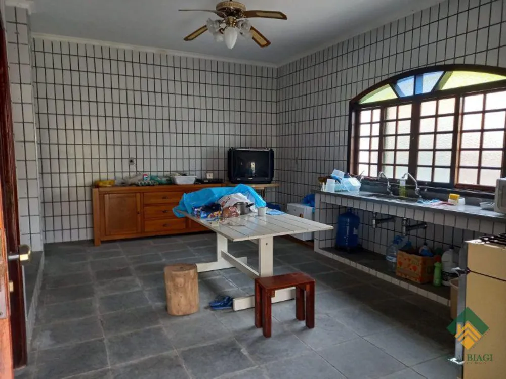 Casa, 3 quartos, 226 m² - Foto 10