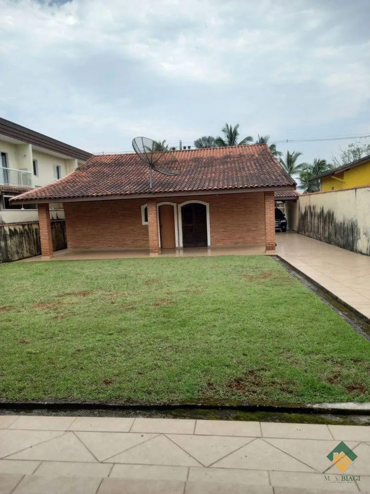 Casa, 3 quartos, 226 m² - Foto 3