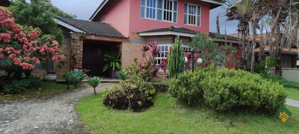 Casa, 5 quartos, 260 m² - Foto 2