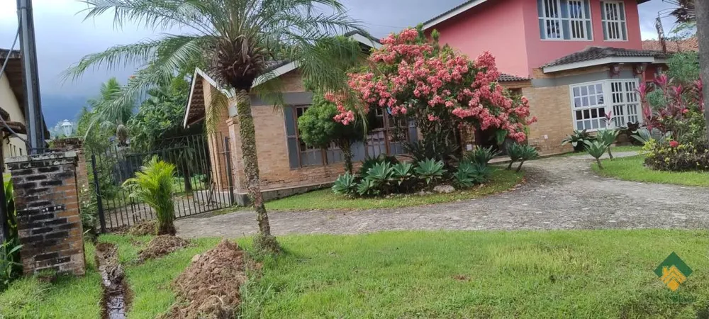 Casa, 5 quartos, 260 m² - Foto 6