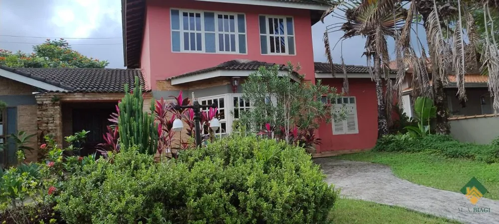 Casa, 5 quartos, 260 m² - Foto 1