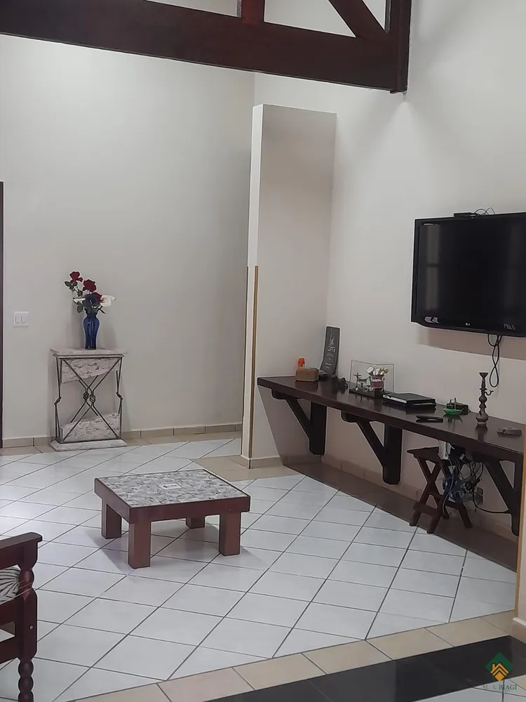 Casa, 3 quartos, 215 m² - Foto 4