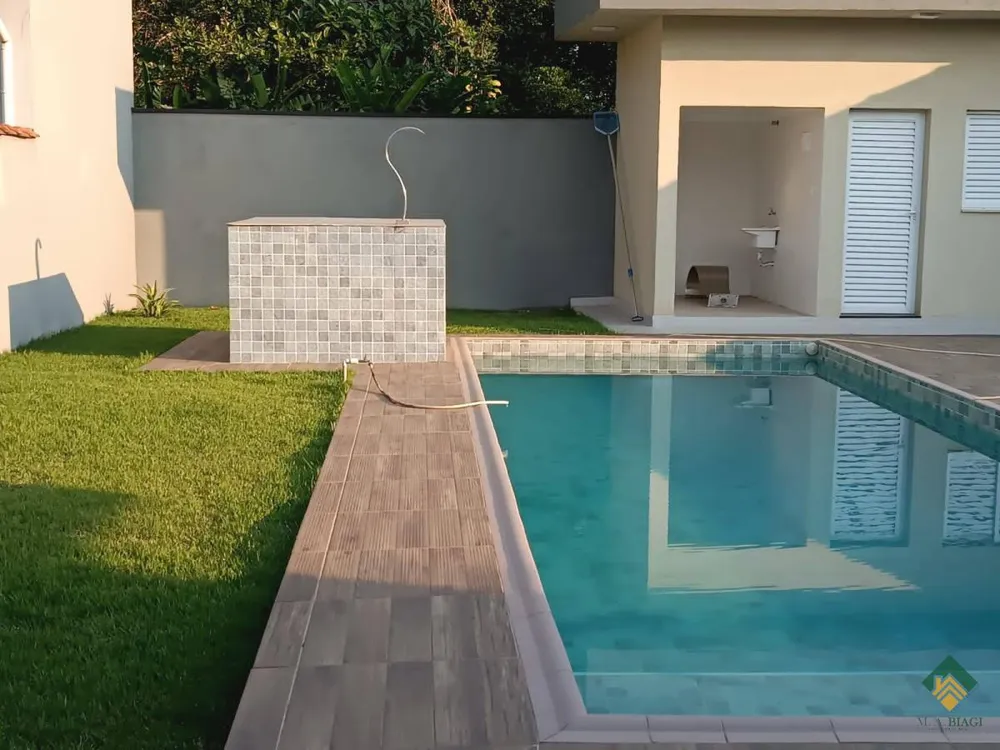 Casa, 4 quartos, 360 m² - Foto 1