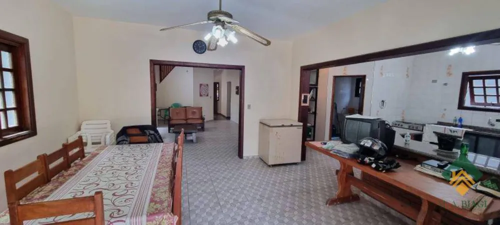 Casa, 4 quartos, 335 m² - Foto 3