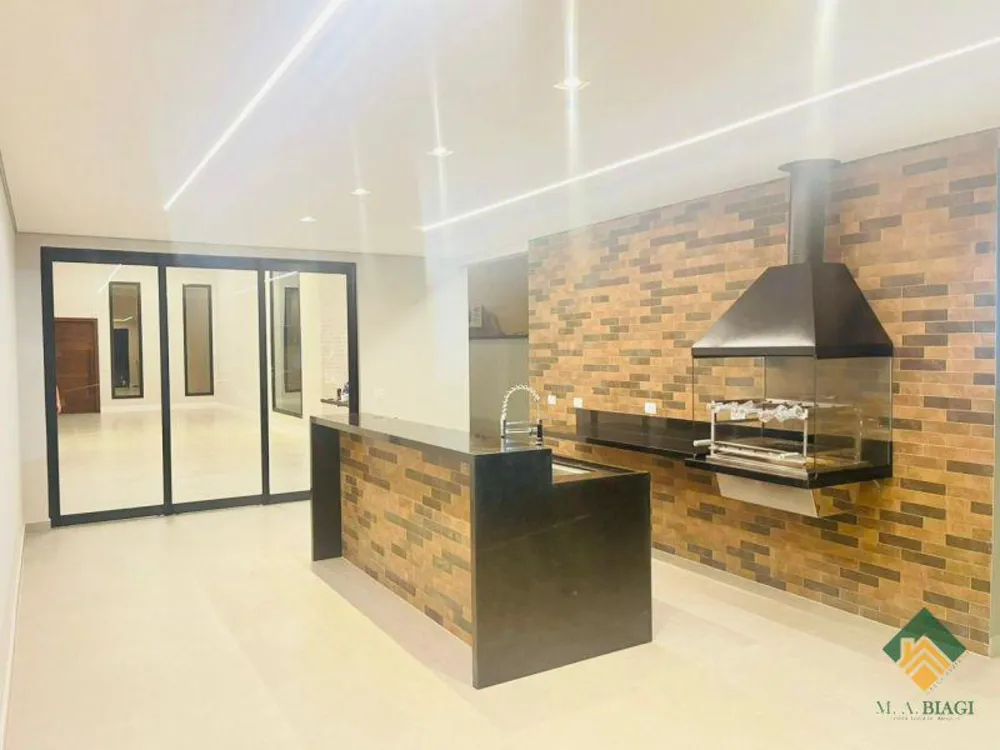 Casa, 4 quartos, 222 m² - Foto 1