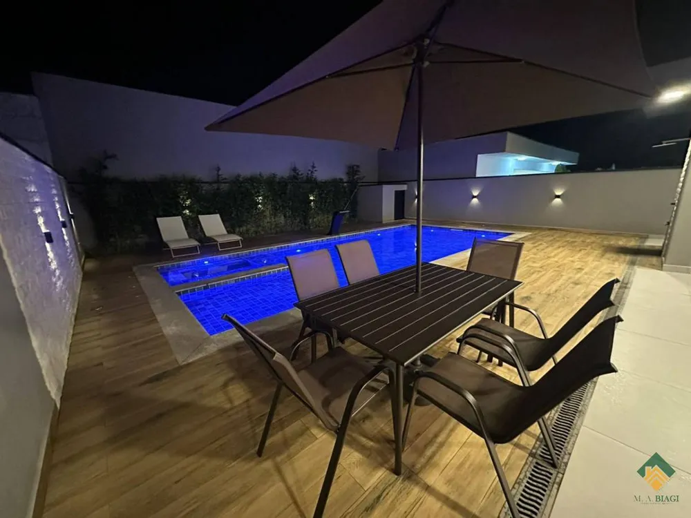 Casa, 4 quartos, 222 m² - Foto 8