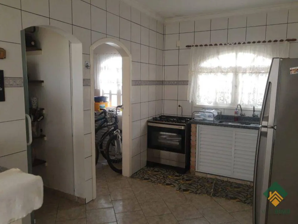 Casa, 5 quartos, 180 m² - Foto 2