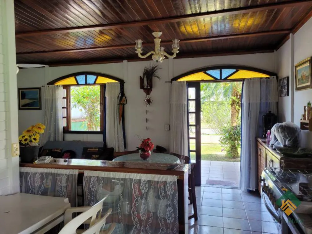 Casa, 4 quartos, 161 m² - Foto 1