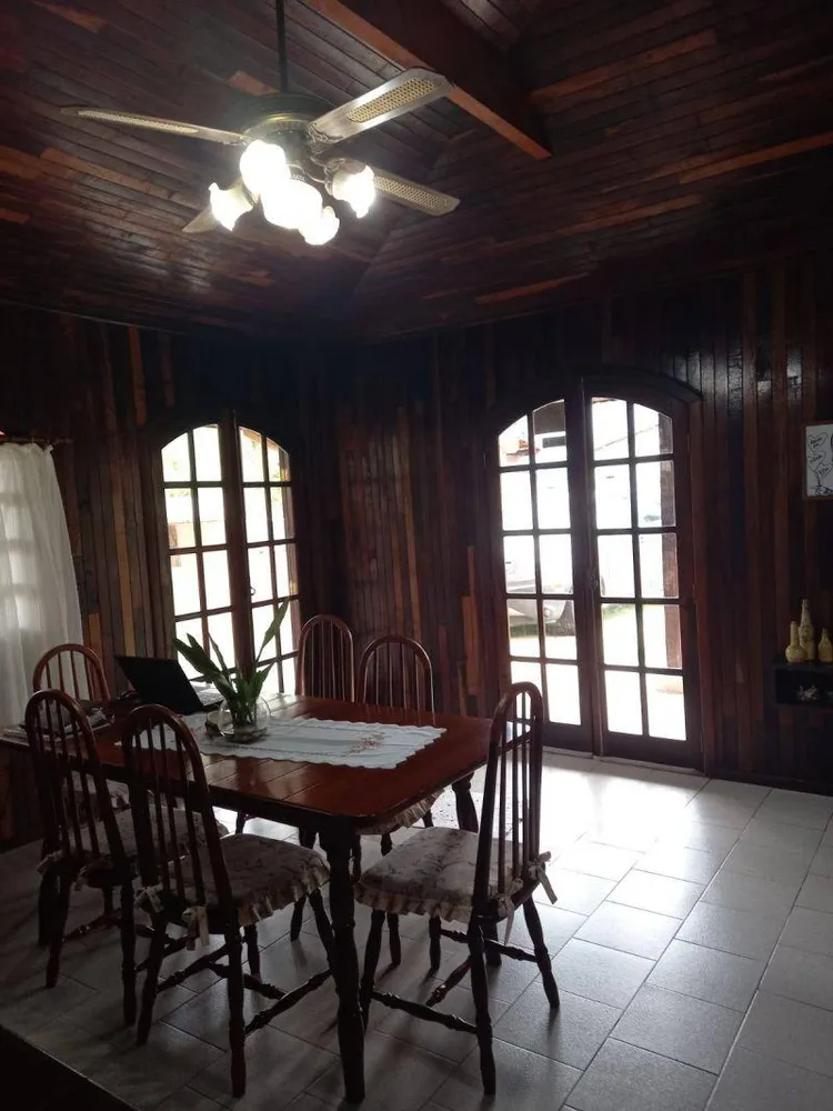 Casa, 3 quartos, 200 m² - Foto 2