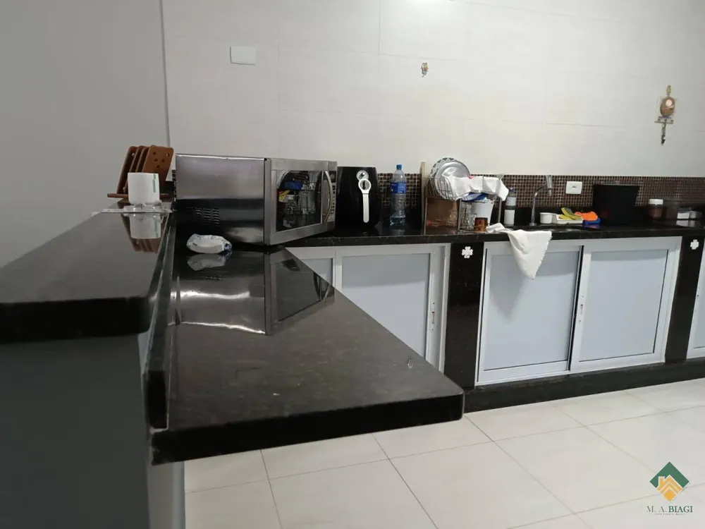 Casa, 3 quartos, 242 m² - Foto 8