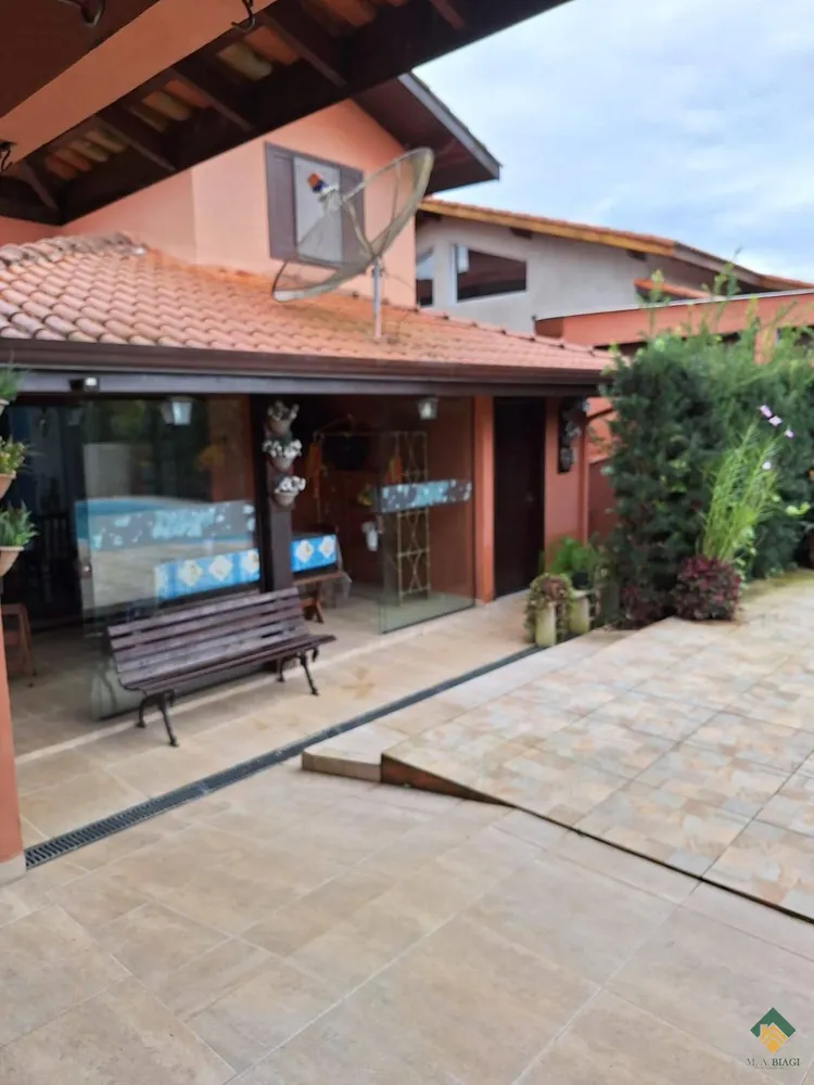 Casa, 3 quartos, 504 m² - Foto 1